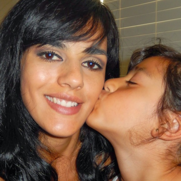 Meet your Posher, Magaly - Picture 1 of 1